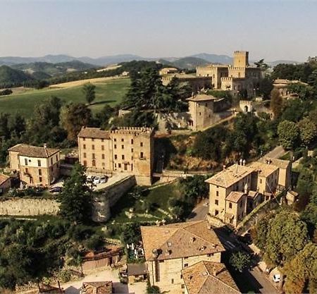 מלון Tabiano Terme Antico Borgo Di Tabiano Castello - Relais De Charme מראה חיצוני תמונה