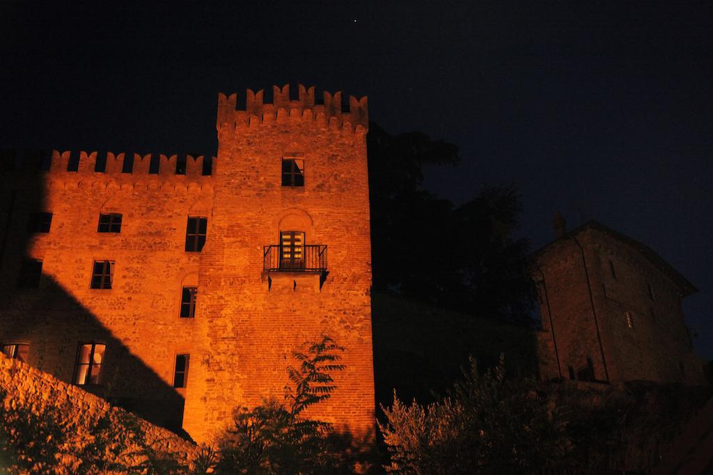 מלון Tabiano Terme Antico Borgo Di Tabiano Castello - Relais De Charme מראה חיצוני תמונה