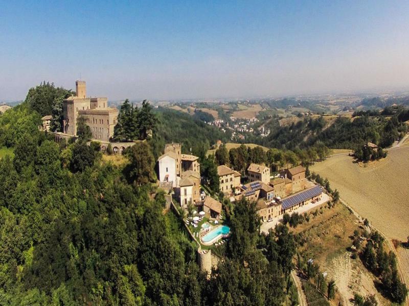 מלון Tabiano Terme Antico Borgo Di Tabiano Castello - Relais De Charme מראה חיצוני תמונה